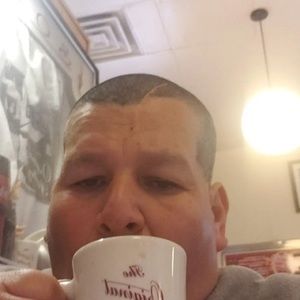 Meet your Posher, Luis